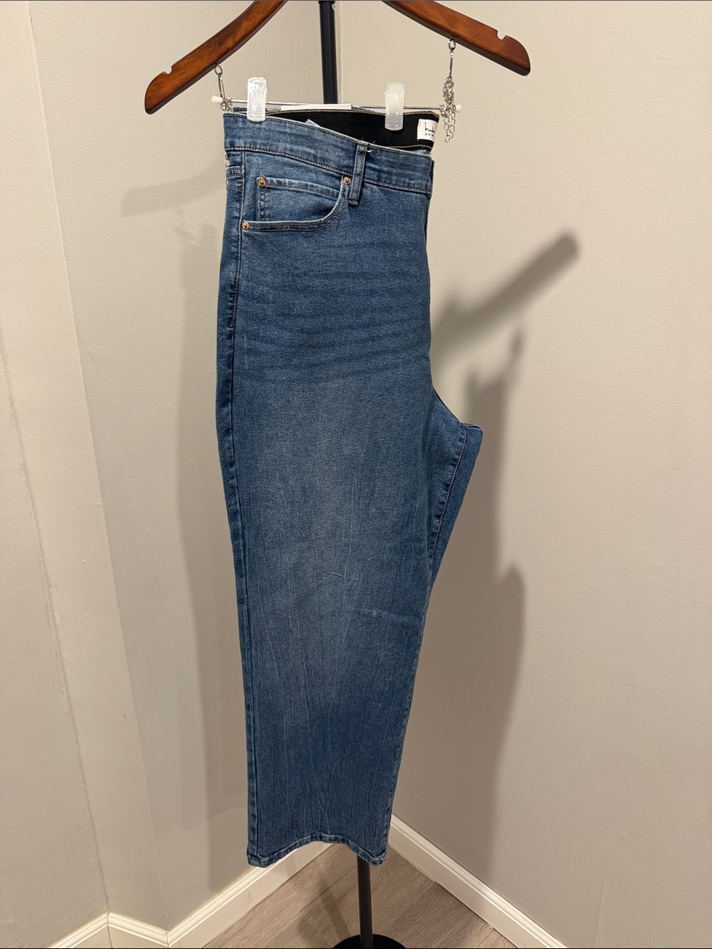 Nomad Straight Leg Women’s Size 20 Jeans